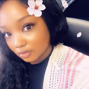 Meet your Posher, Keisha